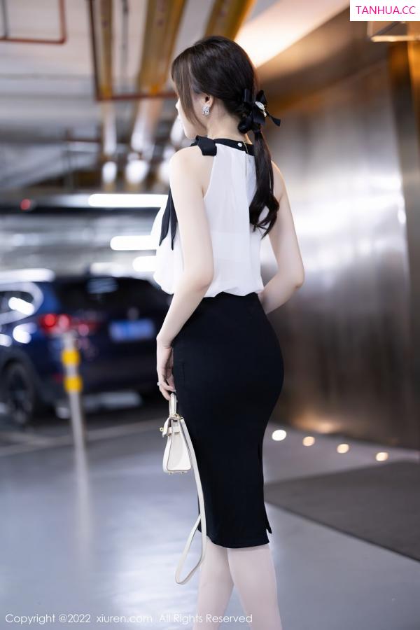 陈芝 芝芝Booty [XiuRen]高清写真图 2022.08.26 No.5500 徐莉芝Booty第2张图片